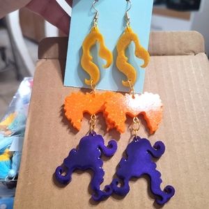 Hocus pocus earrings
